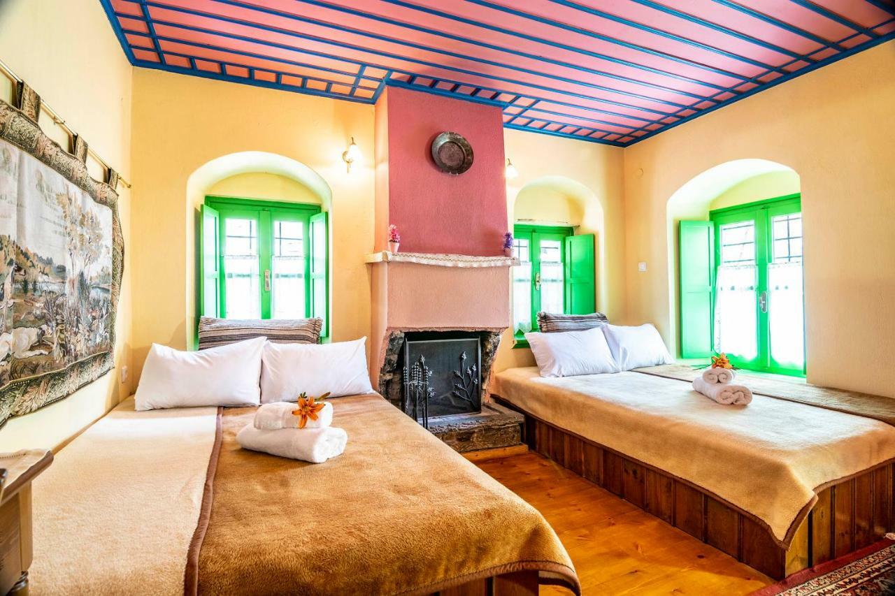 פאפיגקון Morfeas Guesthouse מראה חיצוני תמונה