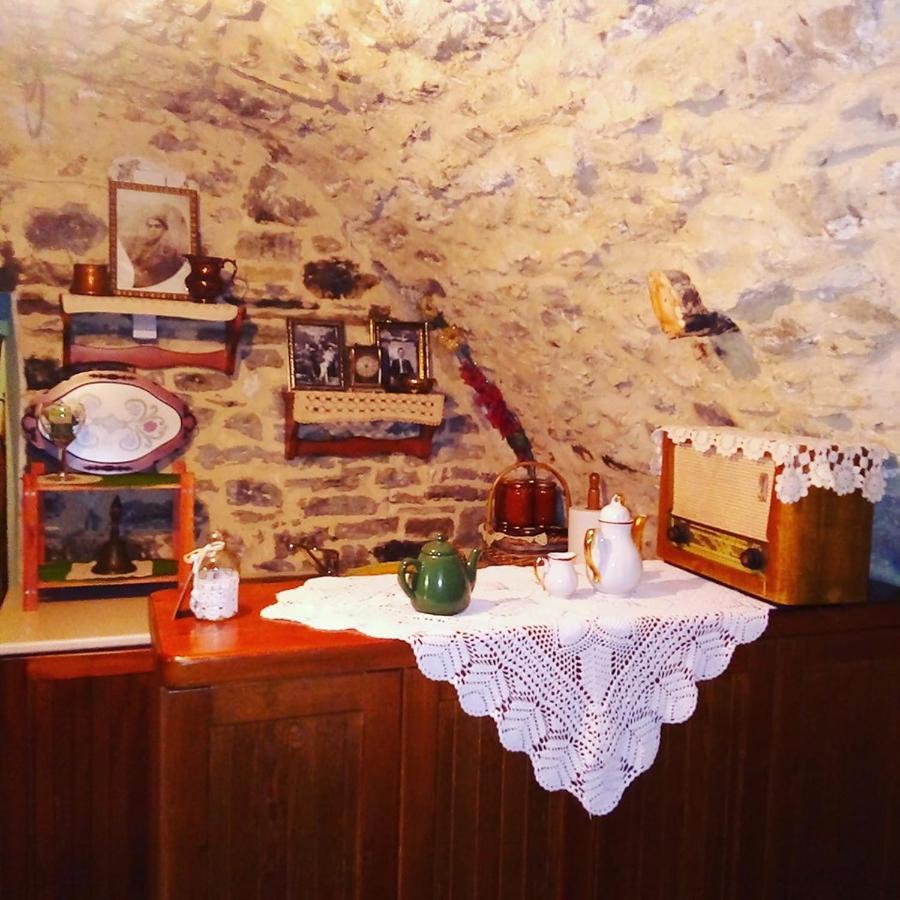 פאפיגקון Morfeas Guesthouse מראה חיצוני תמונה